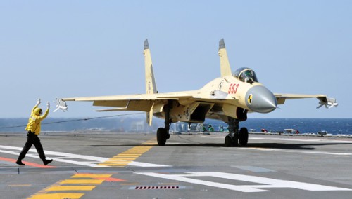 Máy bay chiến đấu J-15 được cho là sao chép Su-33 Nga